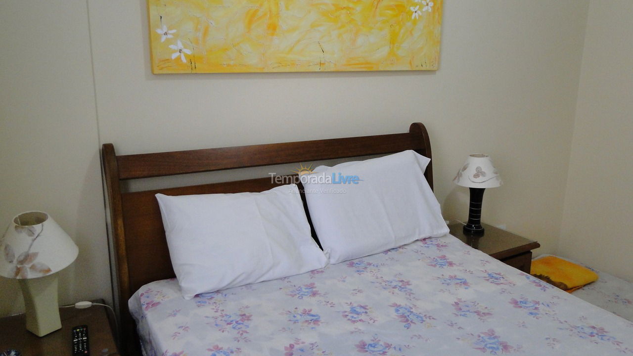 Apartment for vacation rental in Guarujá (Astúrias)