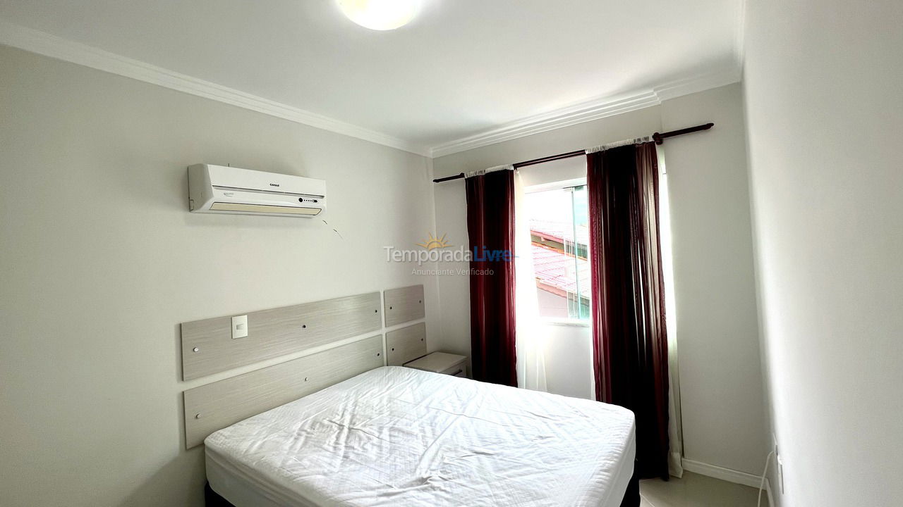 Apartment for vacation rental in Bombinhas (Canto Grande)