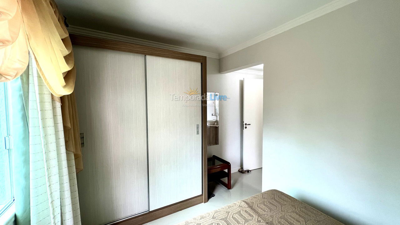 Apartment for vacation rental in Bombinhas (Canto Grande)