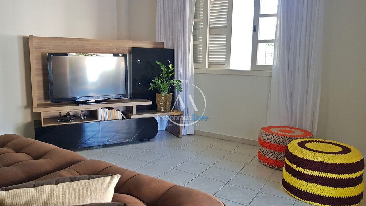 Casa para aluguel de temporada em Bombinhas (Canto Grande)