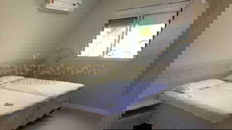 LINDO APARTAMENTO NA PRAIA DE CANTO GRANDE COM VISTA PARA O MAR