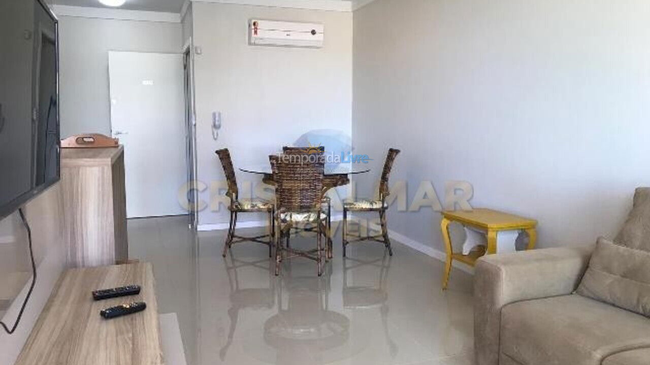 Apartamento para aluguel de temporada em Bombinhas (Canto Grande)