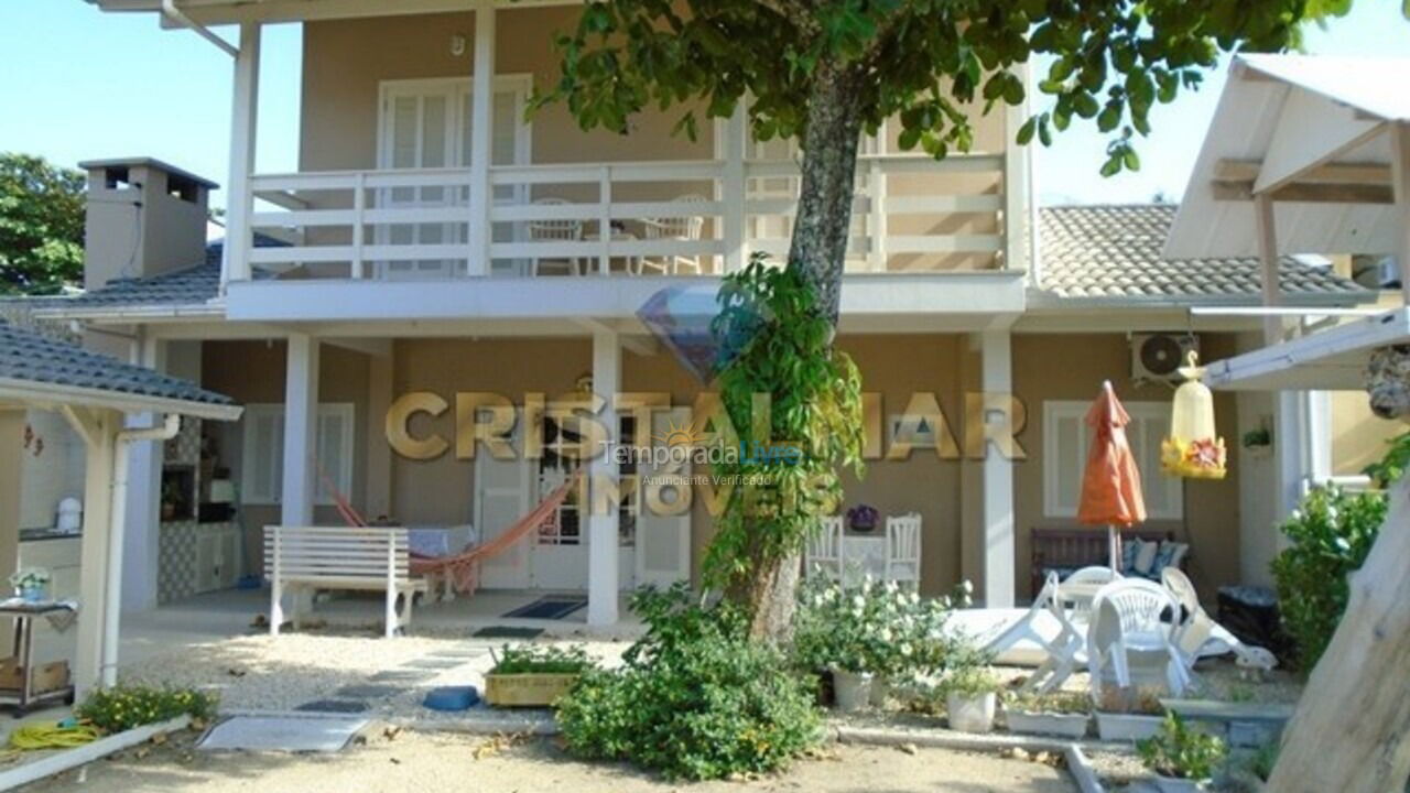 House for vacation rental in Bombinhas (Canto Grande)