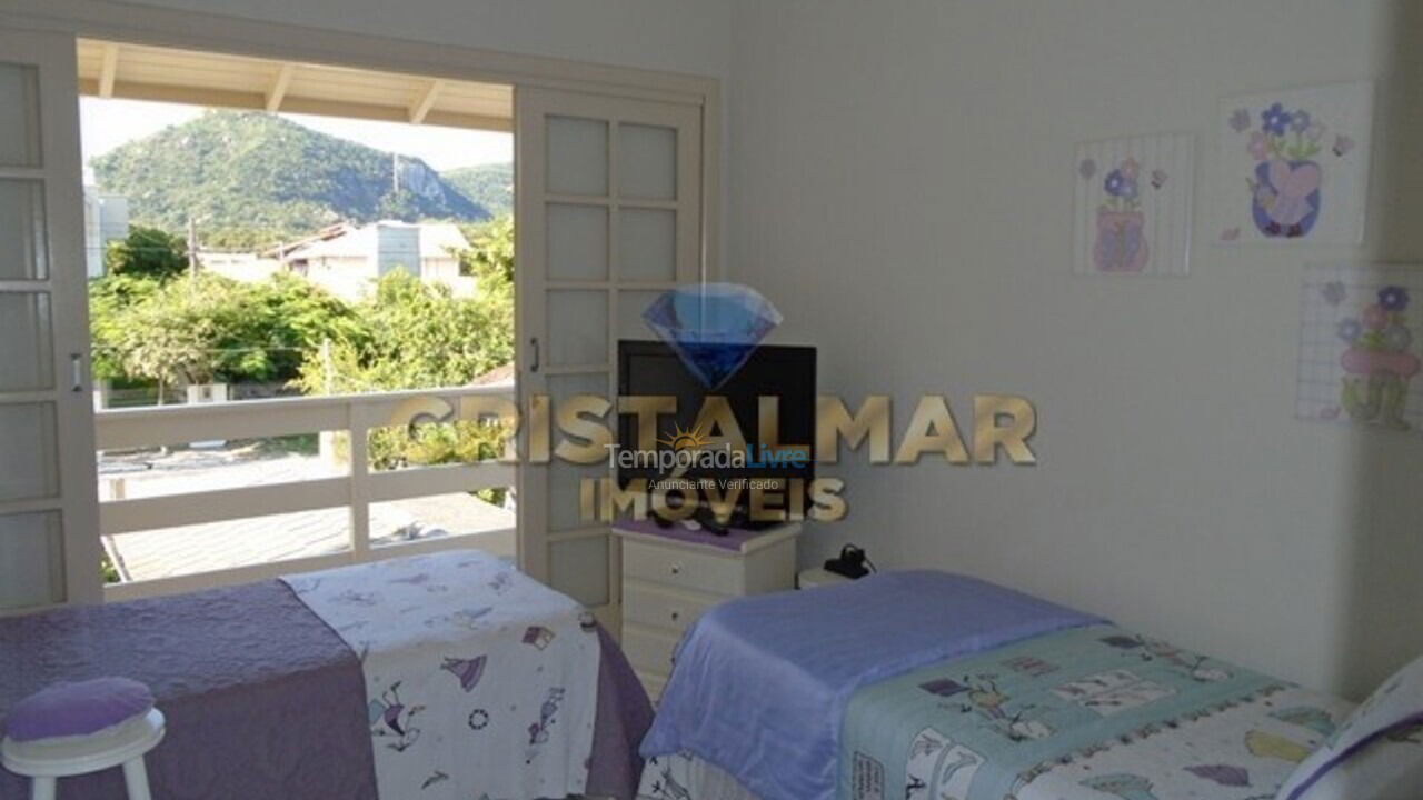 House for vacation rental in Bombinhas (Canto Grande)