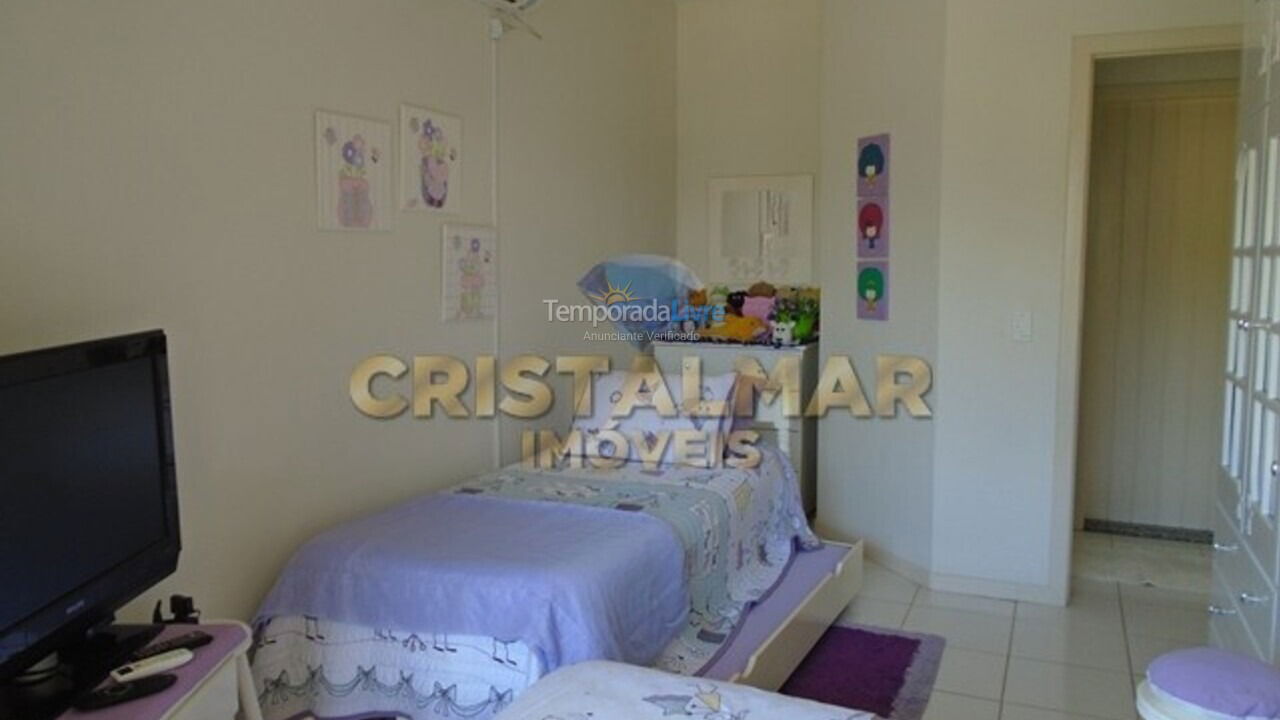 House for vacation rental in Bombinhas (Canto Grande)