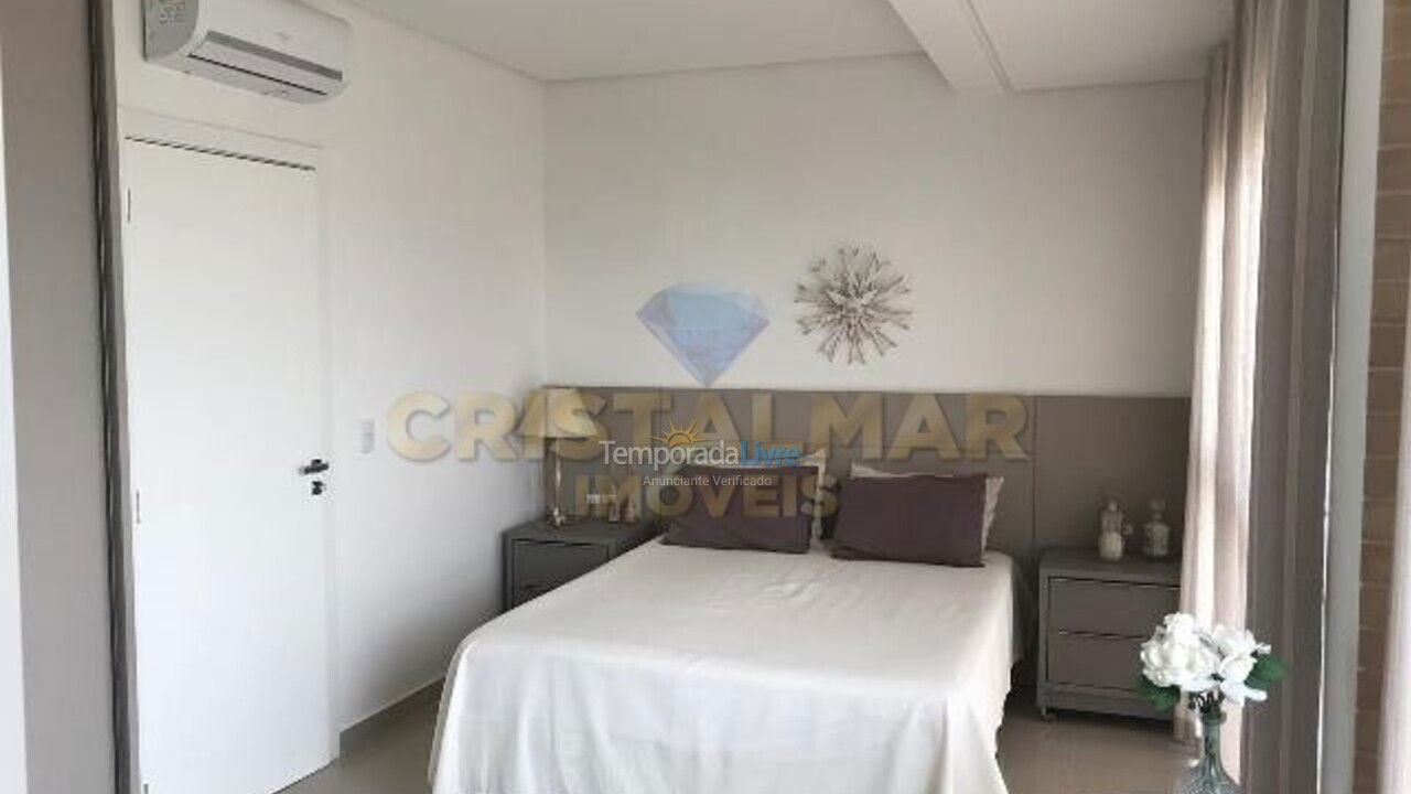 Apartamento para aluguel de temporada em Bombinhas (Canto Grande)