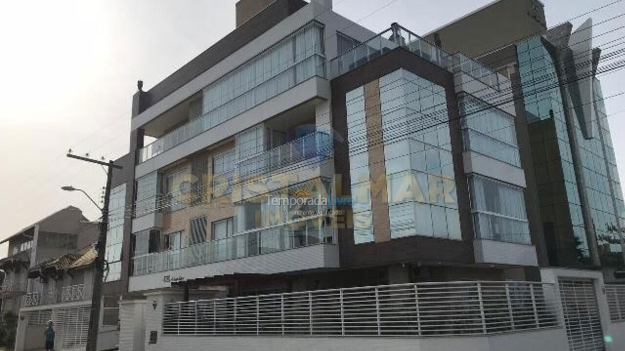 Apartamento para aluguel de temporada em Bombinhas (Canto Grande)
