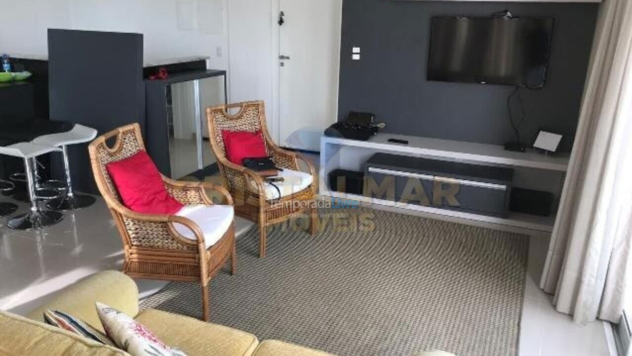 Apartamento para aluguel de temporada em Bombinhas (Canto Grande)