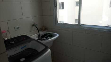 Hermoso apartamento completo con balcon al frente