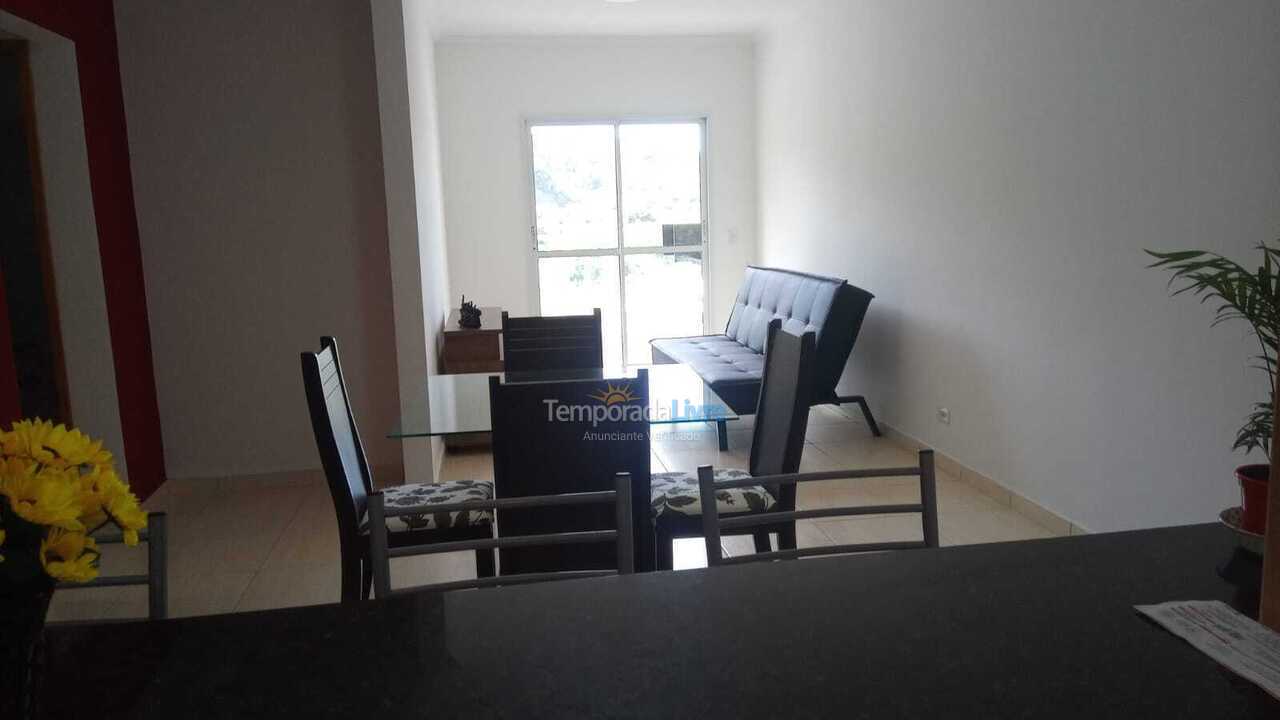 Casa para alquiler de vacaciones em Caraguatatuba (Cidade Jardim)