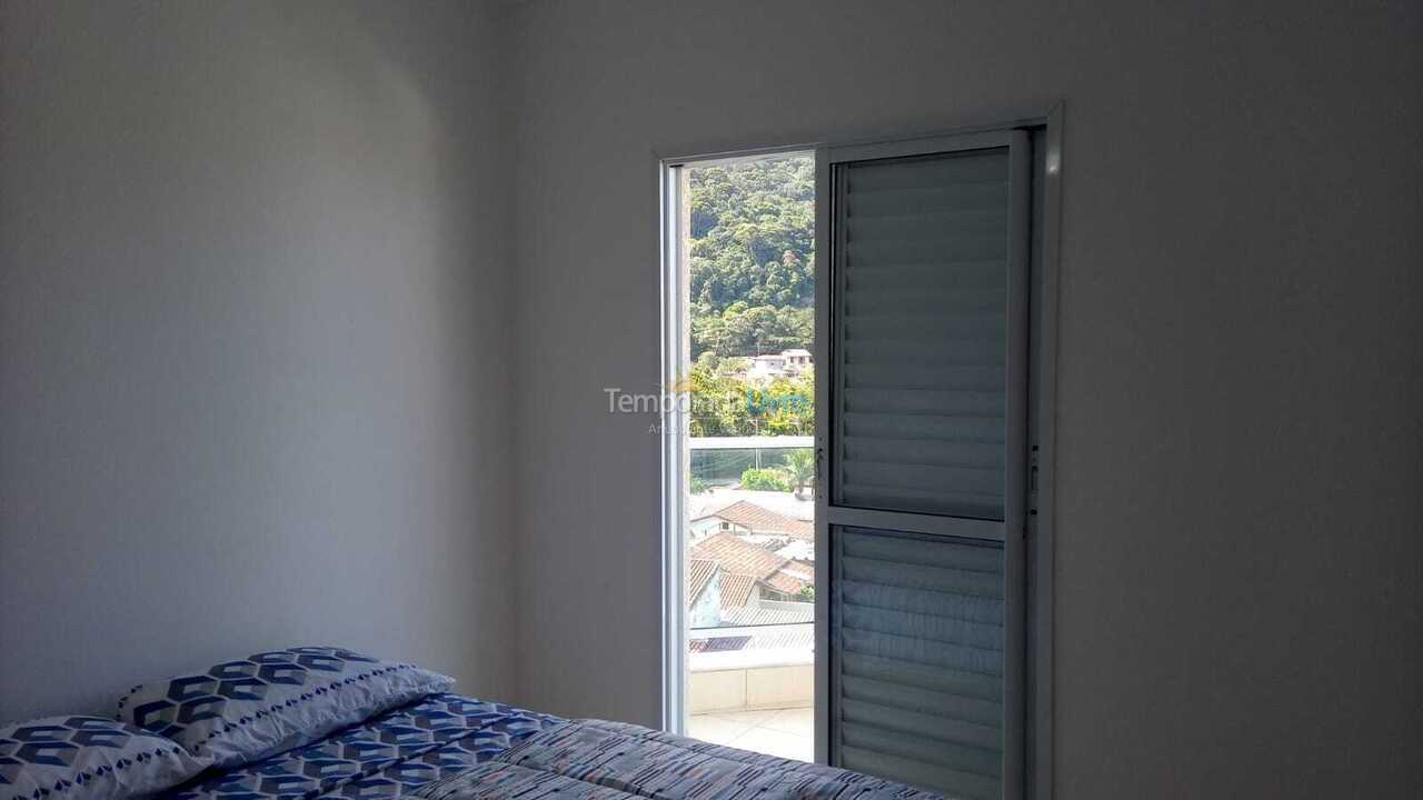 Casa para alquiler de vacaciones em Caraguatatuba (Cidade Jardim)
