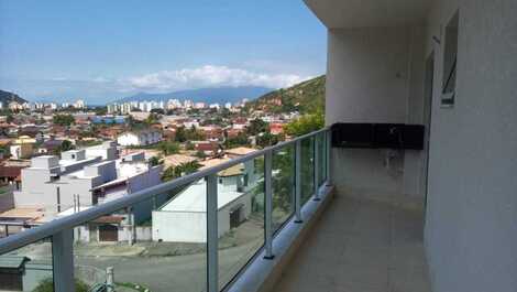 Hermoso apartamento completo con balcon al frente