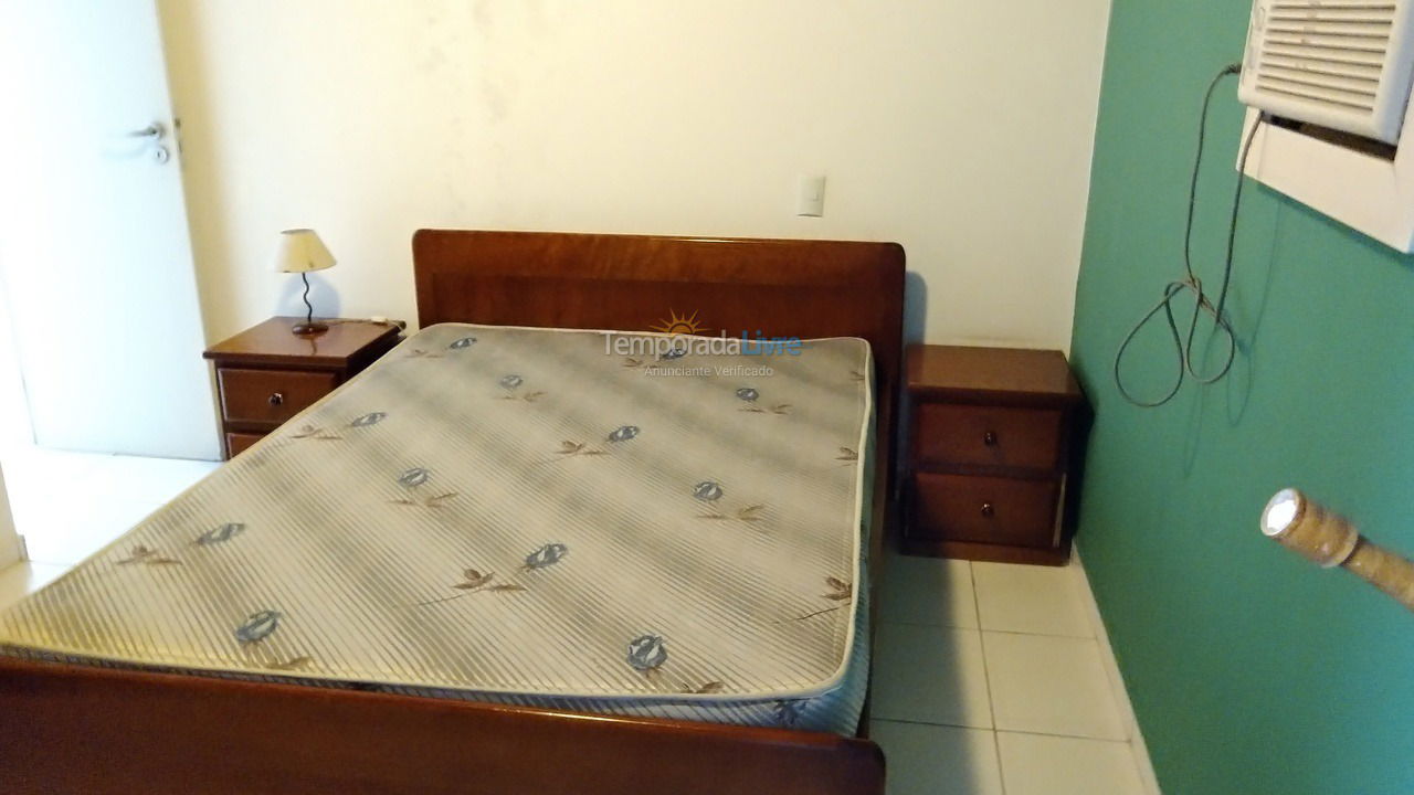 Apartment for vacation rental in Guarujá (Enseada)
