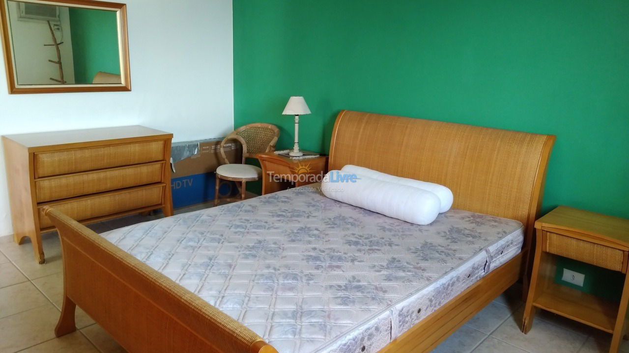 Apartment for vacation rental in Guarujá (Enseada)