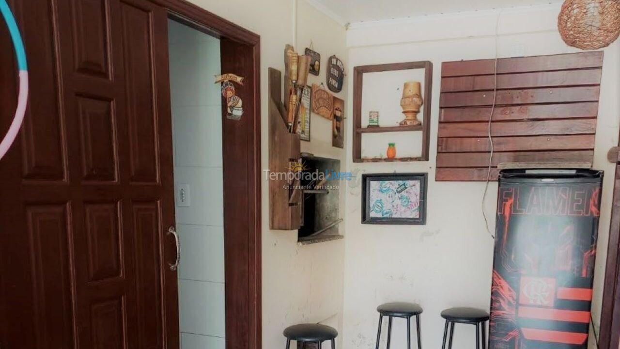 Casa para aluguel de temporada em Jaguaruna (Balneario Camacho)