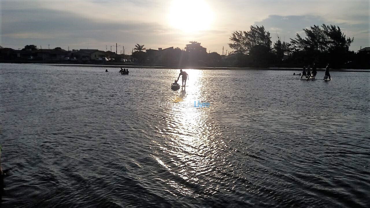 Casa para aluguel de temporada em Jaguaruna (Balneario Camacho)