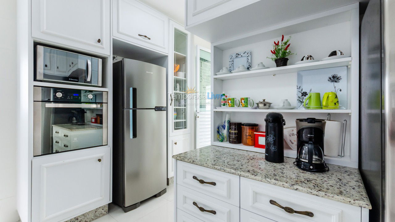 Apartamento para alquiler de vacaciones em Guarujá (Pitangueiras)