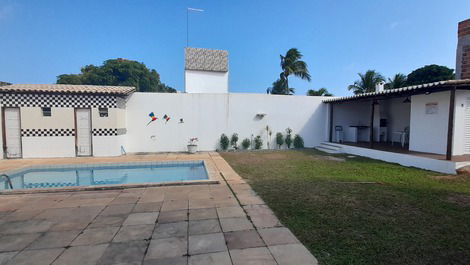 Piscina e churrasqueira 