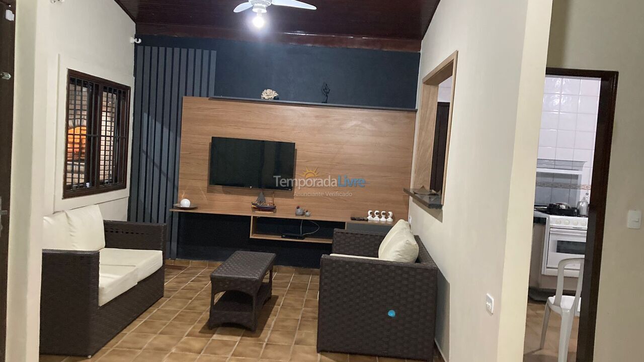 Casa para aluguel de temporada em Ubatuba (Praia do Lázaro)