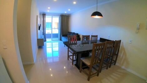 Apartment for 6 people in Bombinhas Center