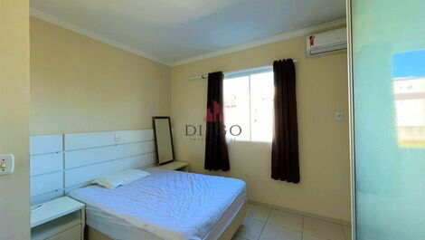 Apartamento com 2 dormitórios na praia de Bombas/Bombinhas-SC