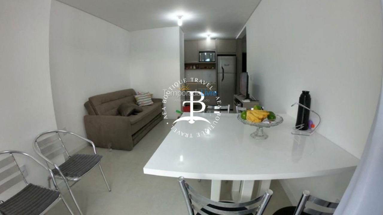 Apartment for vacation rental in Governador Celso Ramos (Praia de Palmas)
