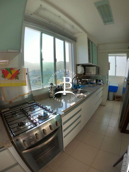 Apartment for vacation rental in Governador Celso Ramos (Praia de Palmas)