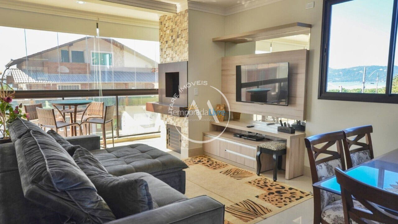 Apartment for vacation rental in Bombinhas (Mariscal)