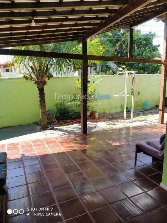 Casa para aluguel de temporada em Cabo Frio (Bairro Caminho de Buzios)