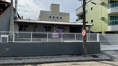 House for rent in Bombinhas - Praia de Bombinhas