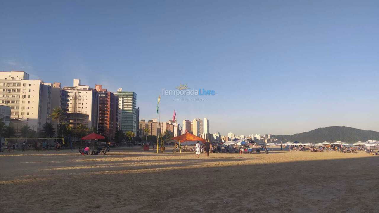 Apartamento para aluguel de temporada em Praia Grande (Guilhermina)