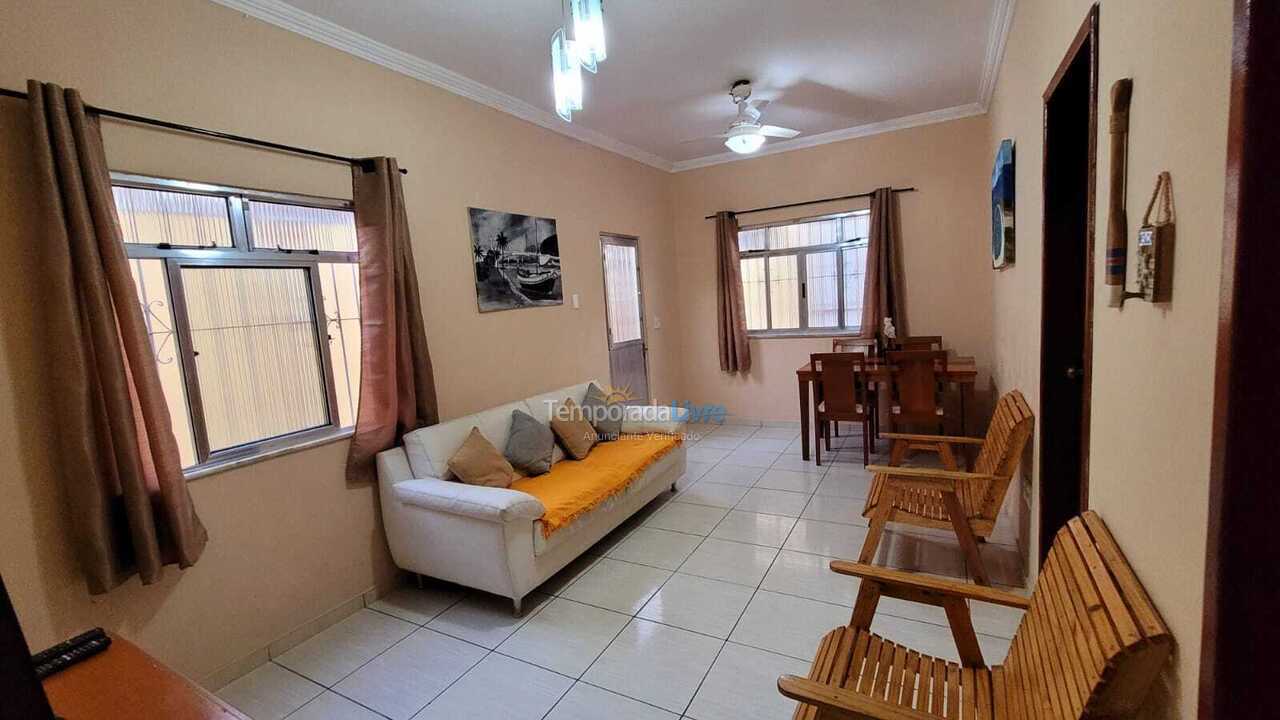 Casa para aluguel de temporada em Cabo Frio (Vila Nova)