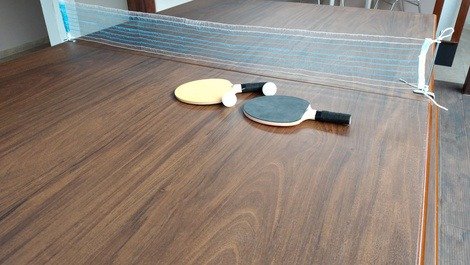 Mesa para jogar pingue pongue