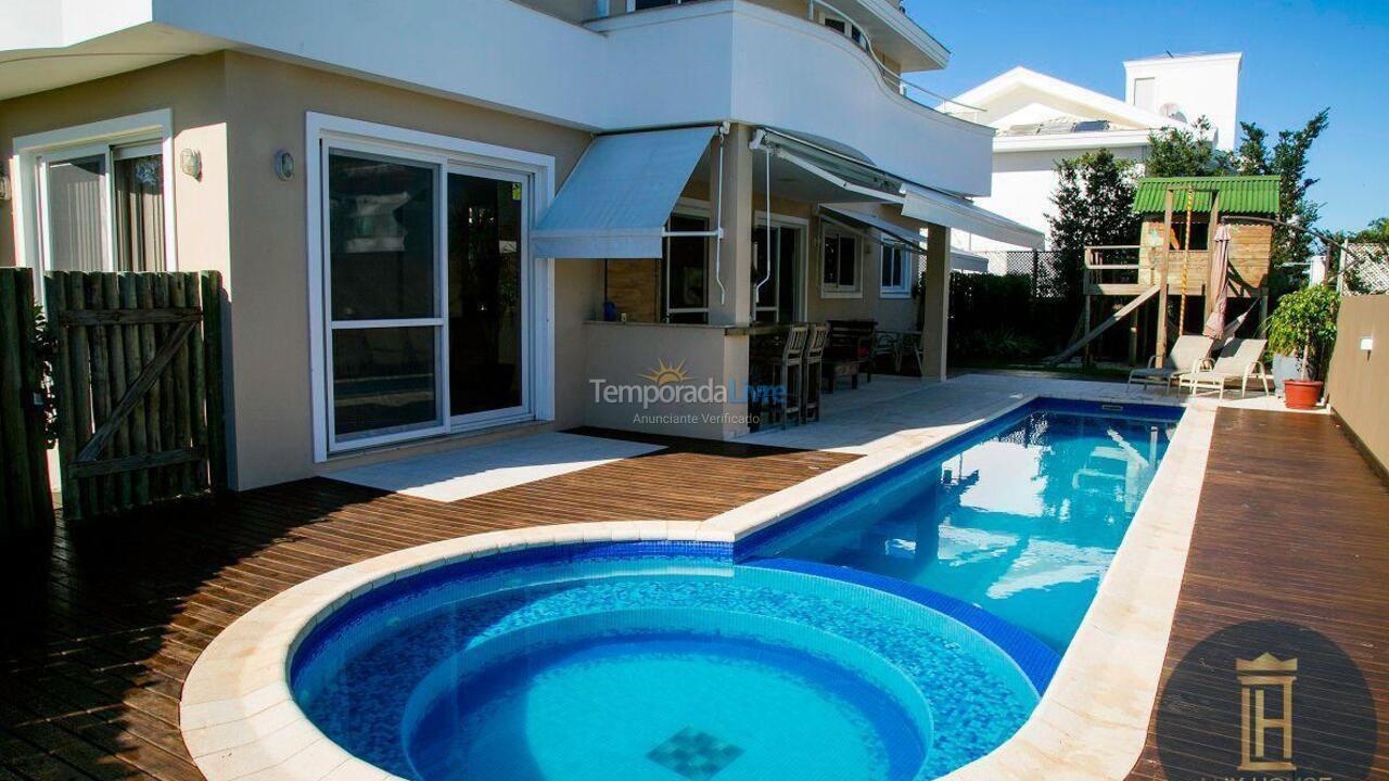 House for vacation rental in Florianopolis (Jurerê Internacional)