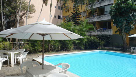 Apartamento com piscina - Ótima localização em Recife - PE