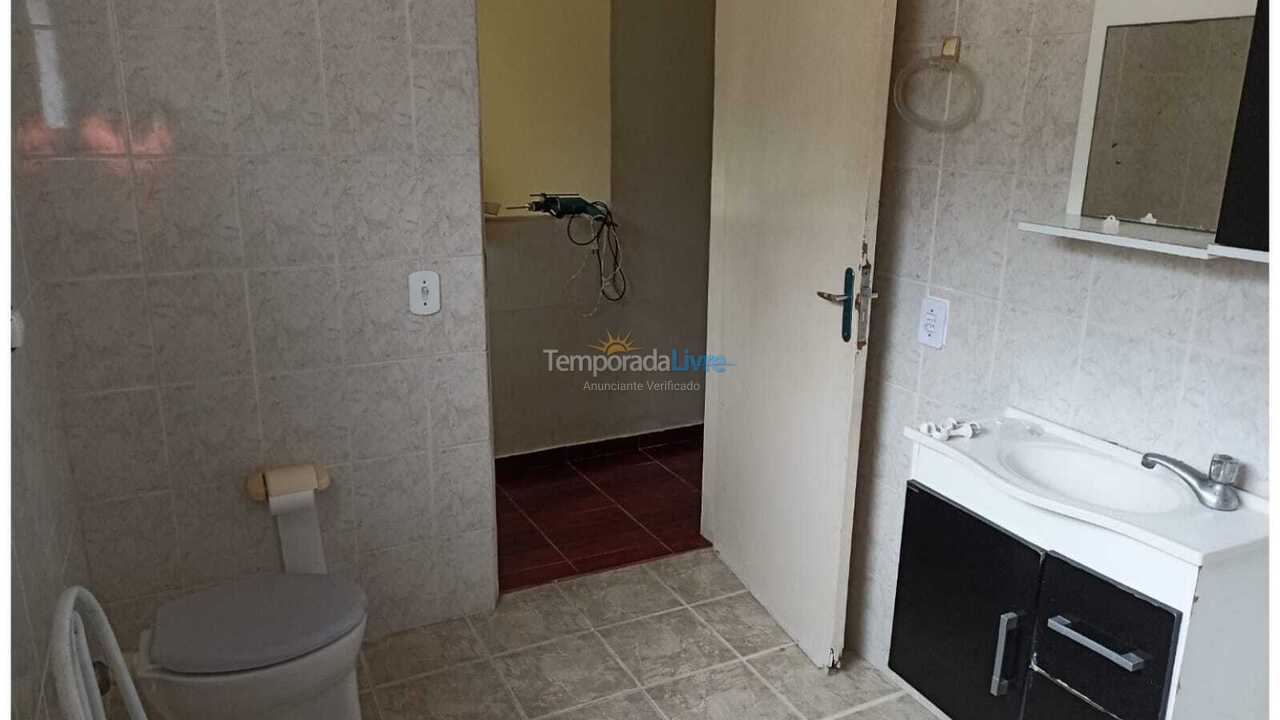 Casa para alquiler de vacaciones em Guarujá (Jardim Santa Maria)