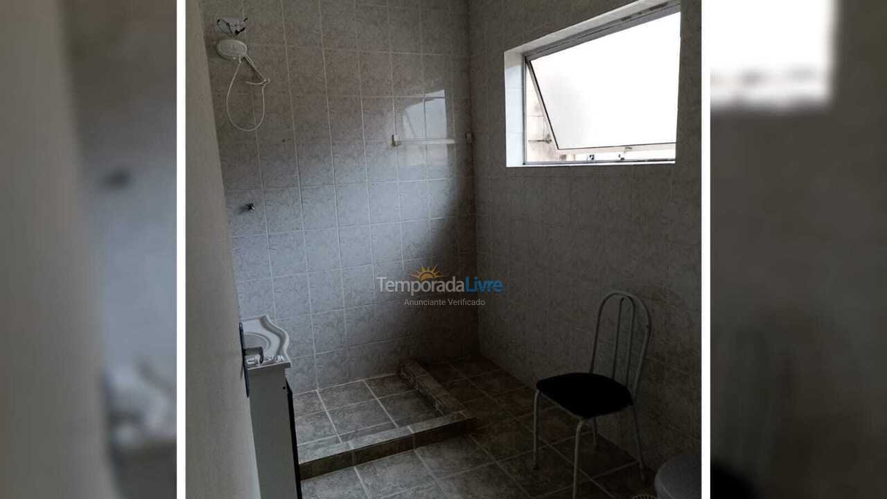 Casa para alquiler de vacaciones em Guarujá (Jardim Santa Maria)