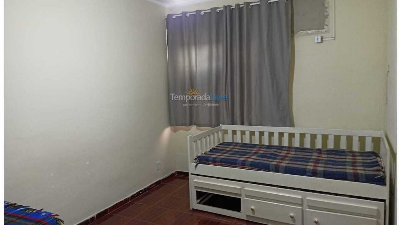 Casa para alquiler de vacaciones em Guarujá (Jardim Santa Maria)