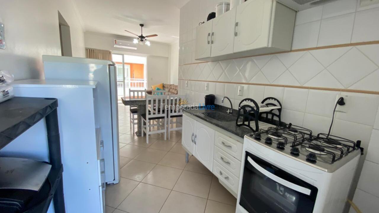 Apartamento para alquiler de vacaciones em Bombinhas (Praia de Bombas)