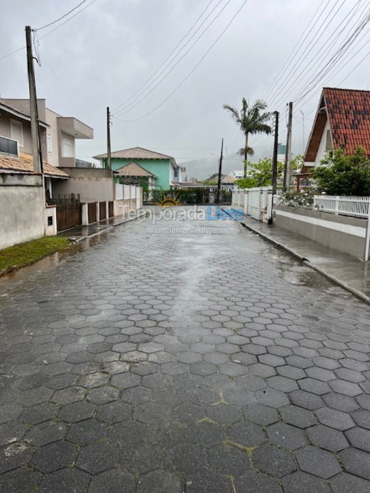 Casa para aluguel de temporada em São Francisco do Sul (Itaguaçu)