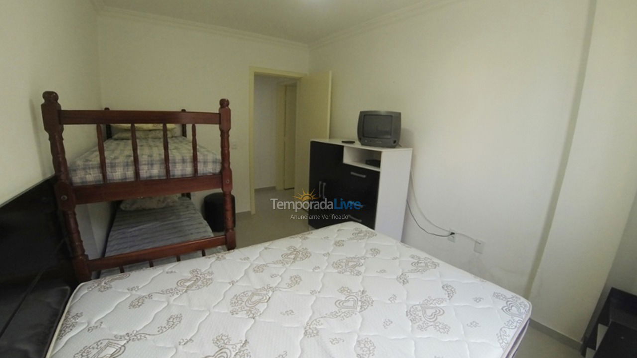 Apartamento para aluguel de temporada em Bombinhas (Praia de Bombas)