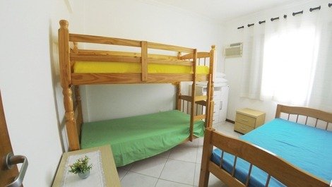 Apartment for 6 people in Bombas