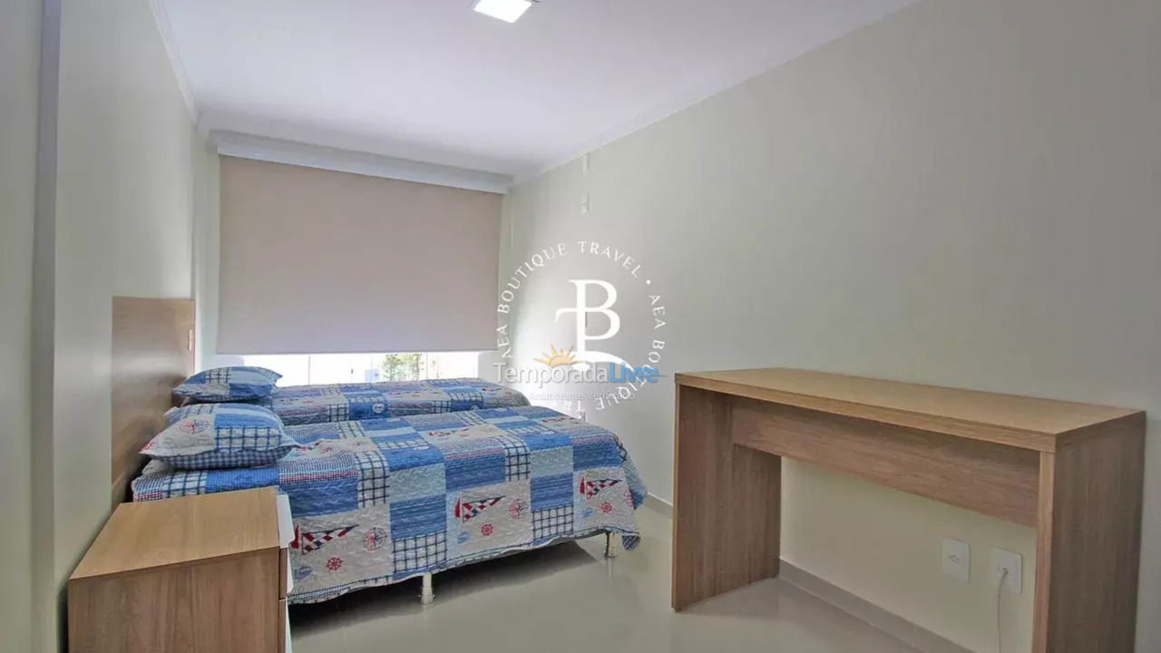 Apartment for vacation rental in Bombinhas (Praia de Bombinhas)