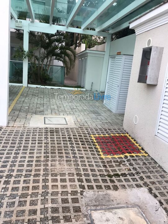 Apartamento para aluguel de temporada em Bombinhas (Praia de Bombinhas)