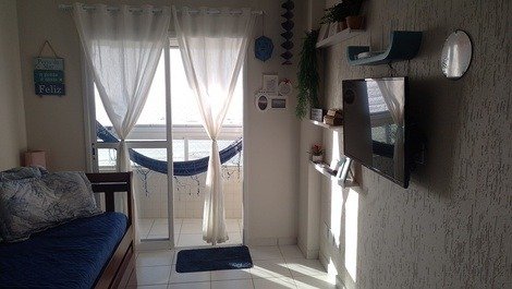 Excellent 1 bedroom sea front apartment for up to 5 people with Wifi
