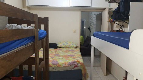 Apt 1 dormitorio, salón, cocina y 1 ex en Praia da Guilhermina, a 50m de la playa.