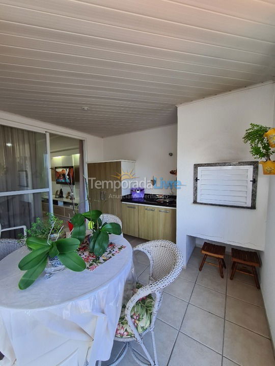 Apartment for vacation rental in Itapema (Meia Praia)