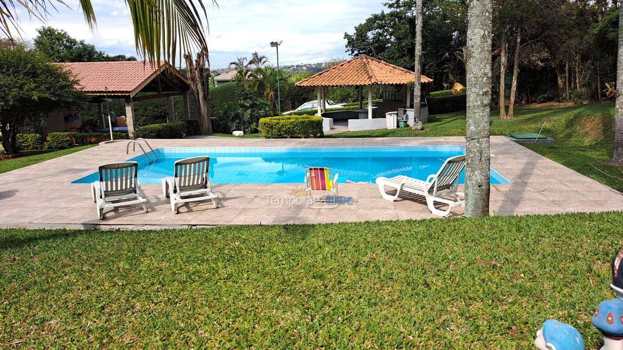 Casa para aluguel de temporada em Atibaia (Jardim Estãncia Brasil)