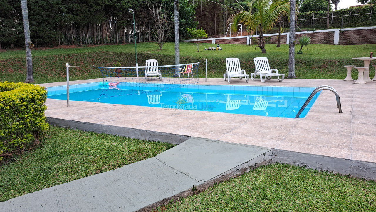 Casa para aluguel de temporada em Atibaia (Jardim Estãncia Brasil)