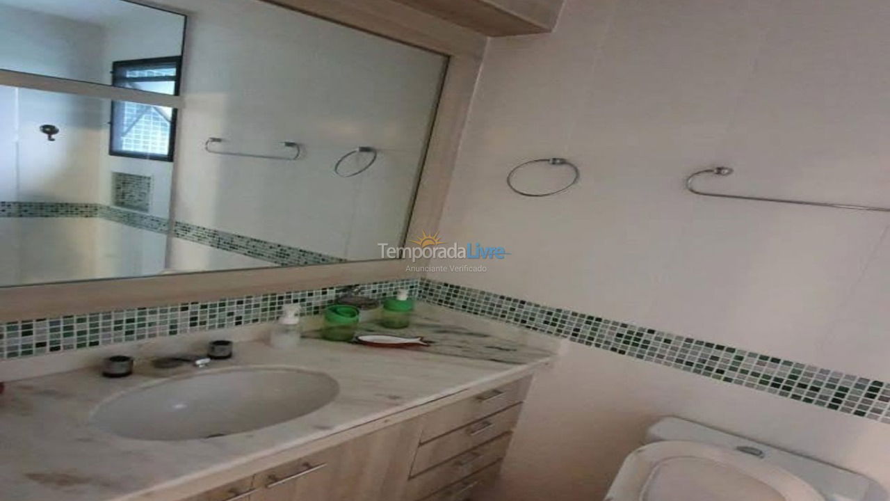 Apartamento para aluguel de temporada em Bertioga (Riviera de São Lourenço)